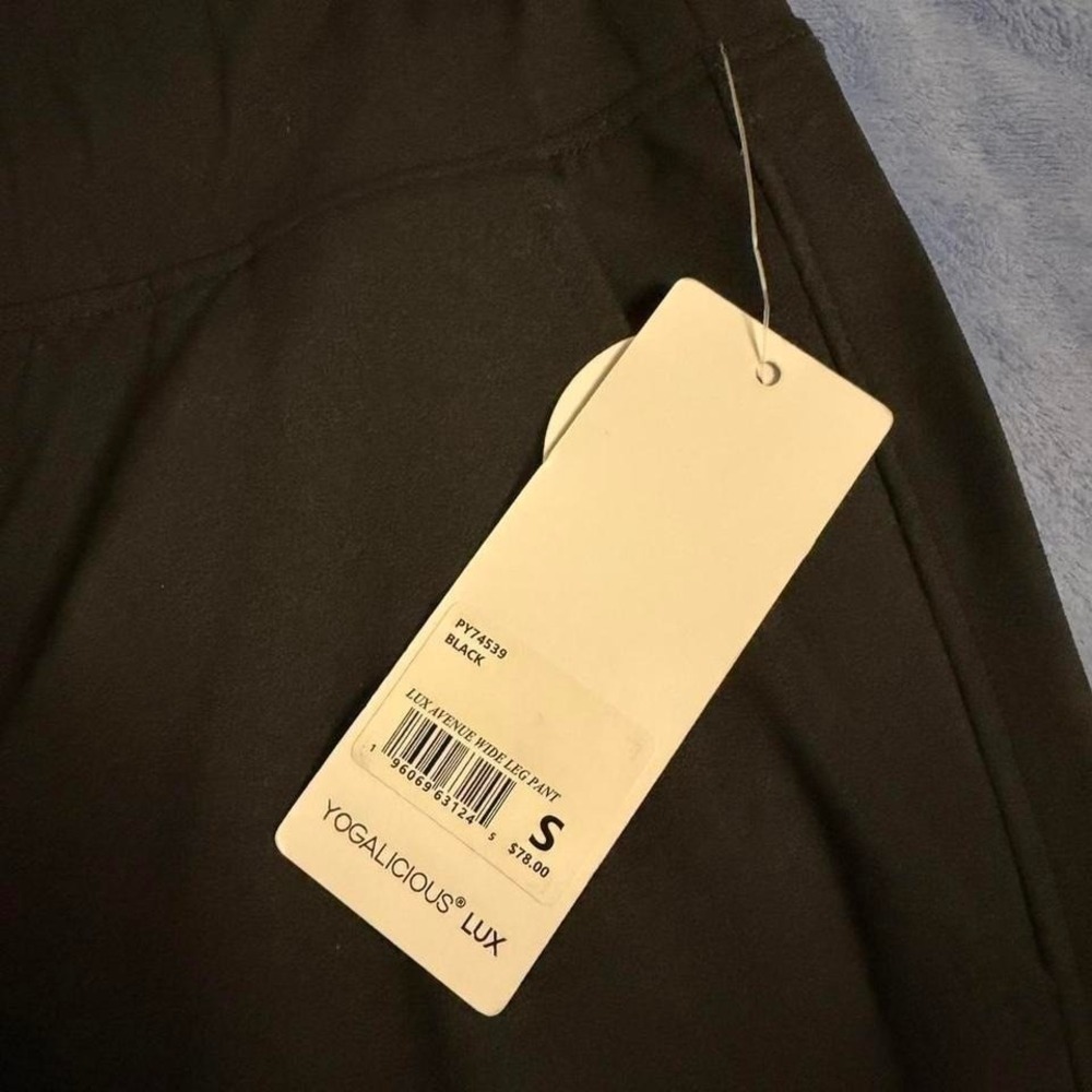 Yogalicious black leggings Size S - Picture 2 of 6